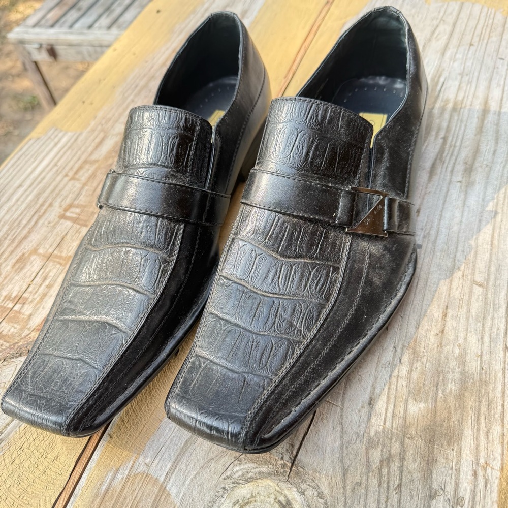 Elegant Black Crocodile Pattern Men's Loafers